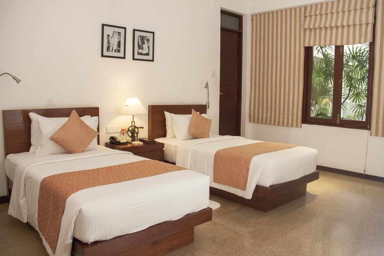 Colombo Court Hotel & Spa Экстерьер фото