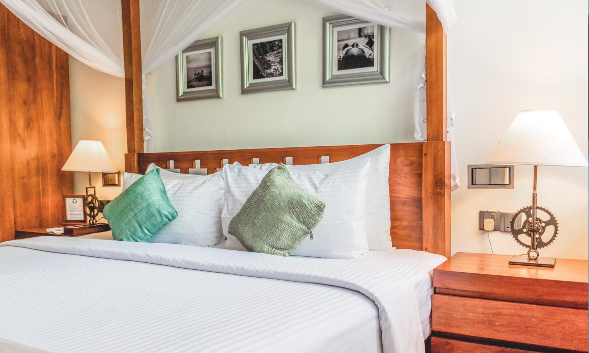 Colombo Court Hotel & Spa Экстерьер фото