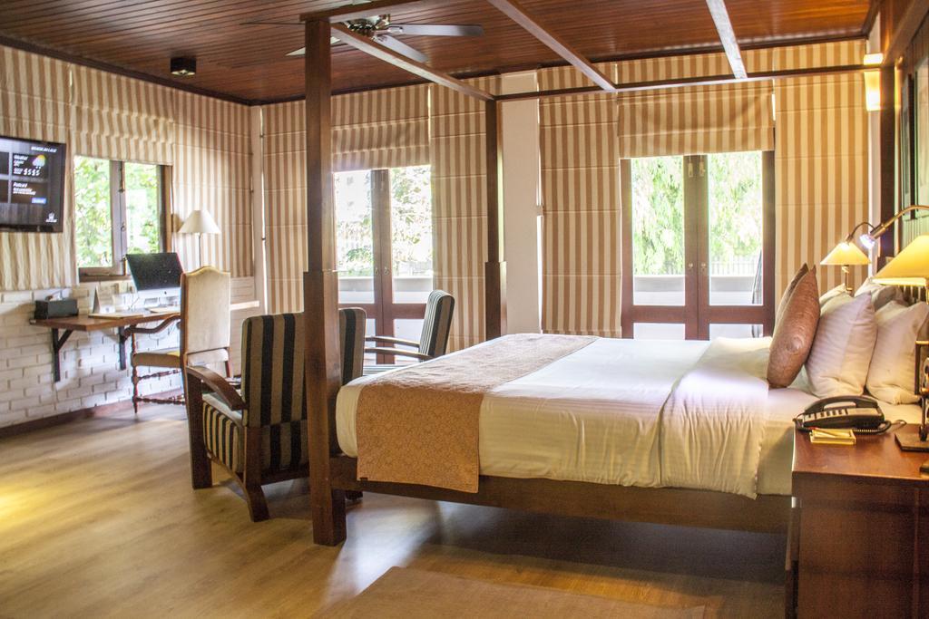 Colombo Court Hotel & Spa Экстерьер фото