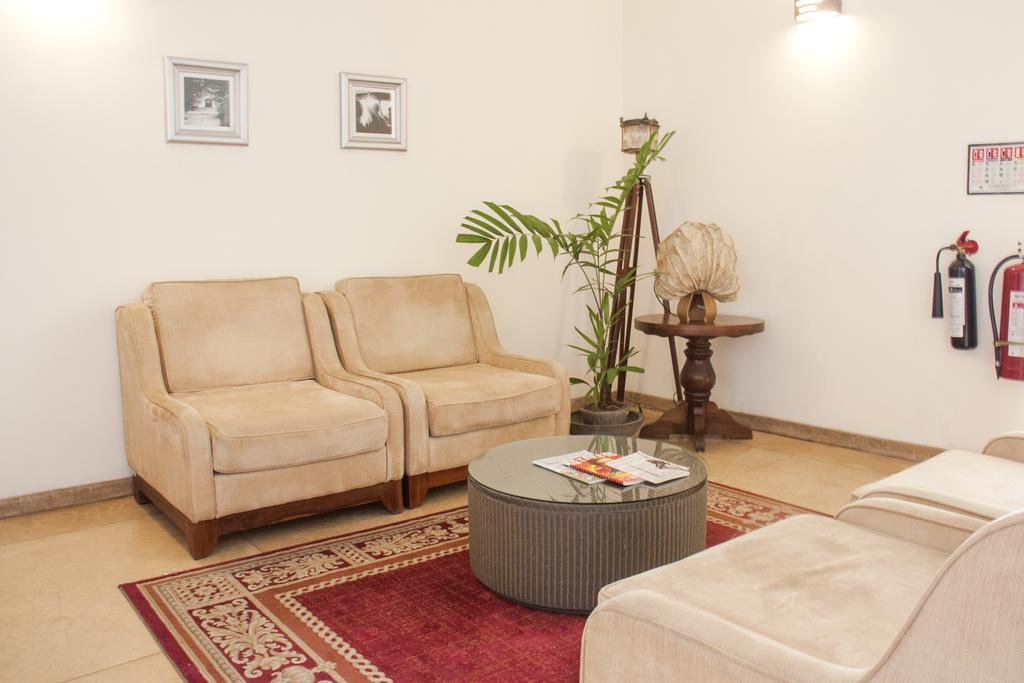 Colombo Court Hotel & Spa Экстерьер фото