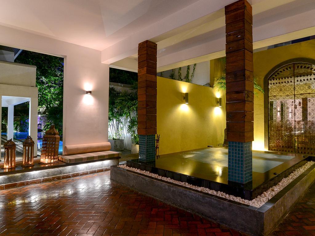 Colombo Court Hotel & Spa Экстерьер фото
