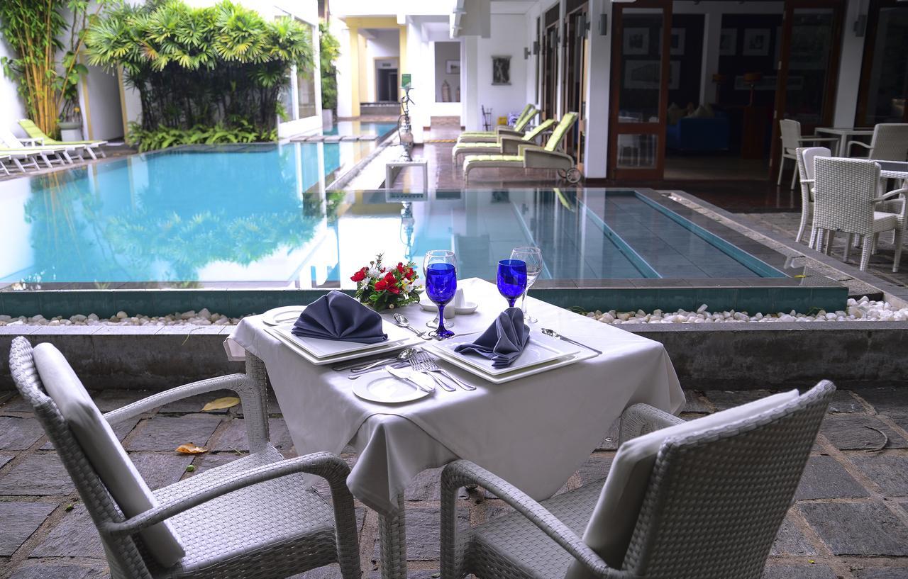 Colombo Court Hotel & Spa Экстерьер фото