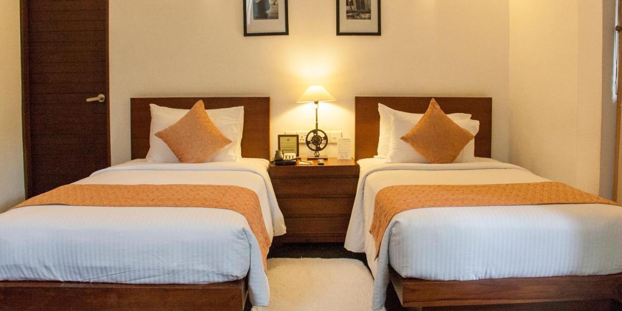 Colombo Court Hotel & Spa Экстерьер фото